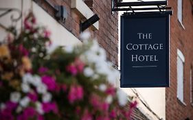 The Cottage Hotel  3*