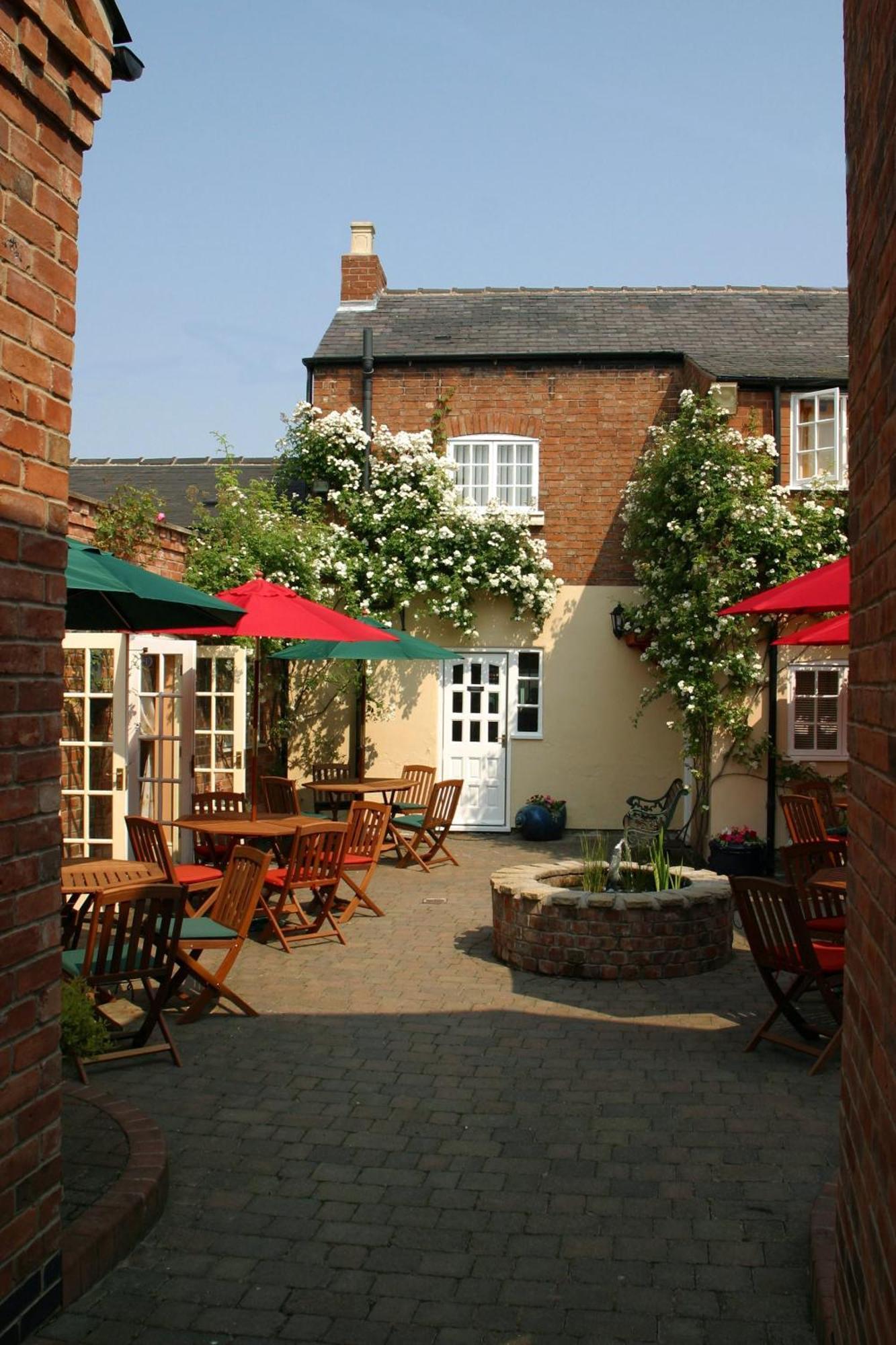 The Cottage Hotel Bradmore  Extérieur photo