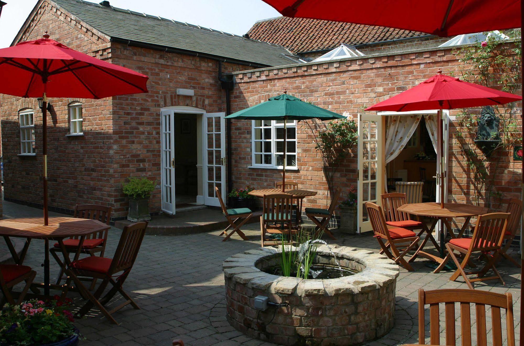 The Cottage Hotel Bradmore  Extérieur photo