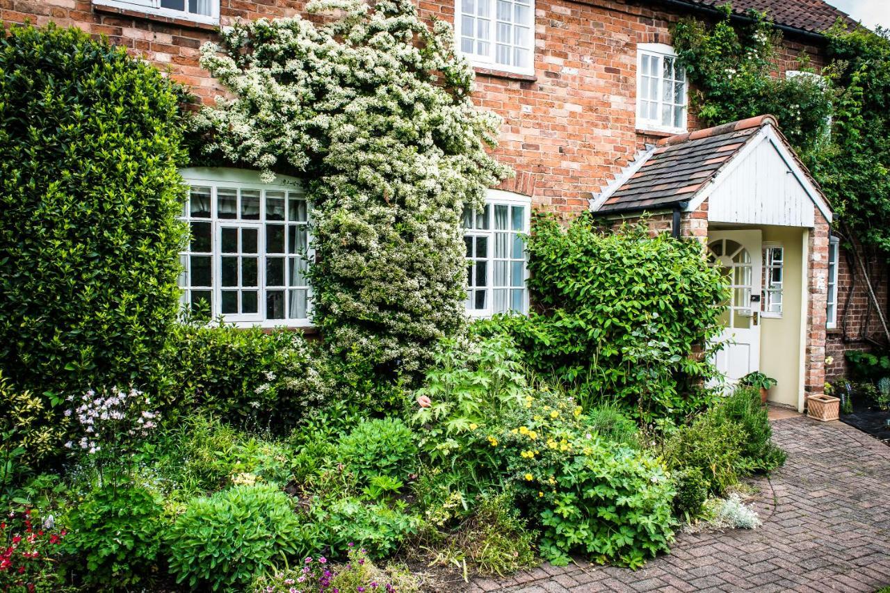 The Cottage Hotel Bradmore  Extérieur photo