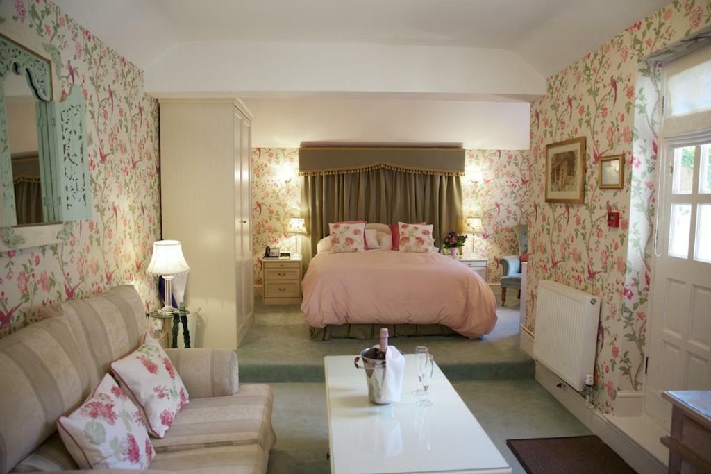 The Cottage Hotel Bradmore  Extérieur photo